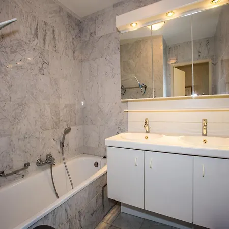 Flat With Sea Views In Belgian Coast, Cleaning Included Middelkerke