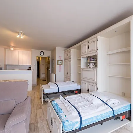 Flat With Sea Views In Belgian Coast, Cleaning Included