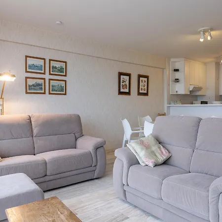 Daire Flat With Sea Views In Belgian Coast, Cleaning Included Middelkerke