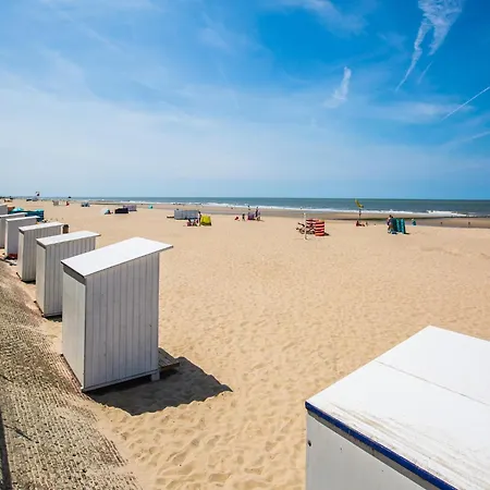 Daire Flat With Sea Views In Belgian Coast, Cleaning Included Middelkerke
